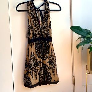 Hale Bob Halter Top *Beaded*